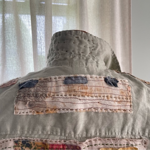 Upcycled patchwork Sage Green Linen shirt wearable art size XS One of a kind - Picture 12 of 14